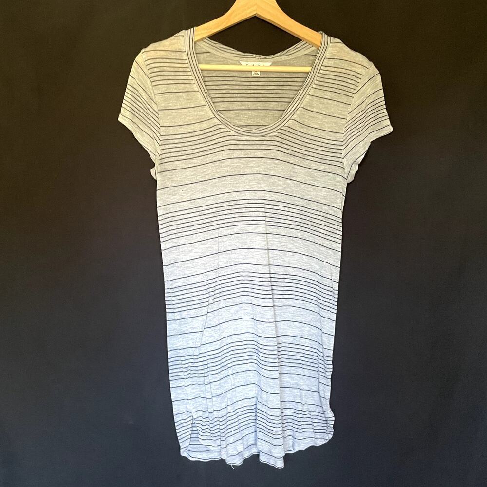 cAbi striped gray scoop neckline long shirt dress women's size medium rayon top